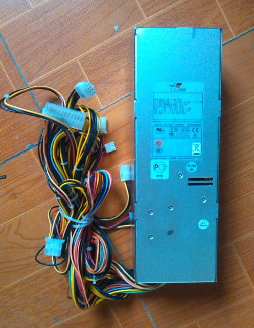 For EMACS Zippy P2W-6700P (ROHS) B000300020 Server Power Supply 700W